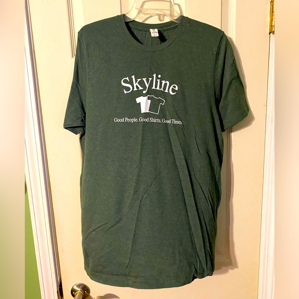 Tultex Men's Green T-Shirt short sleeved cotton blend size large